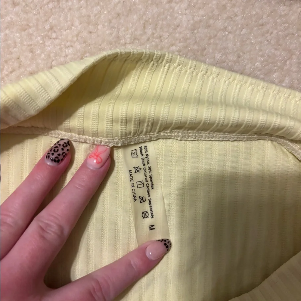 Yellow Ribbed Bikini Set - Picture 3 of 4